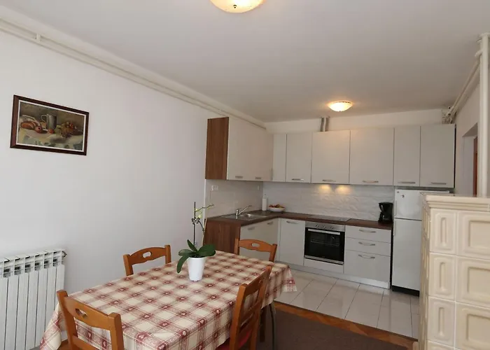 Apartament Grskovic G. Jesenovica Šilo