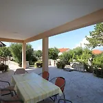 Grskovic G. Jesenovica شقة سيلو